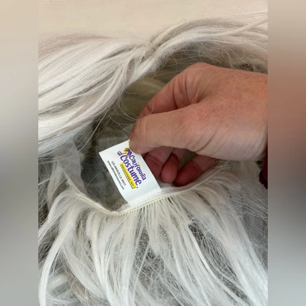 California Costumes Long Silver Wig - Picture 7 of 16